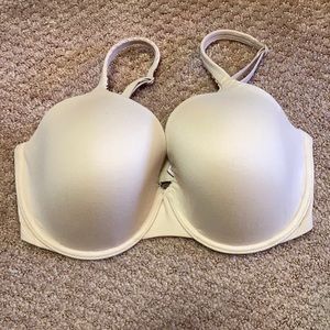 Victoria’s Secret Body by Victoria lined perfect coverage bra 32ddd